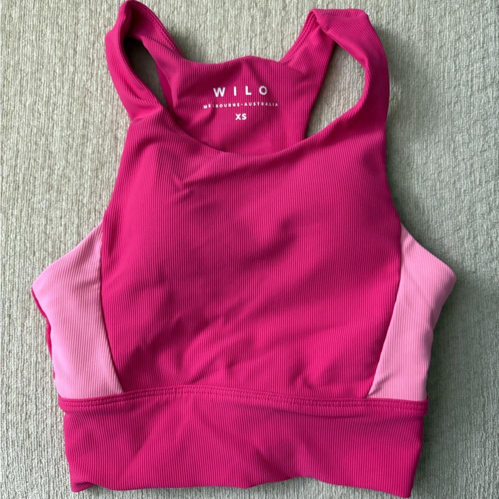 WILO Women's Pink Sports Bra NEVER WORN